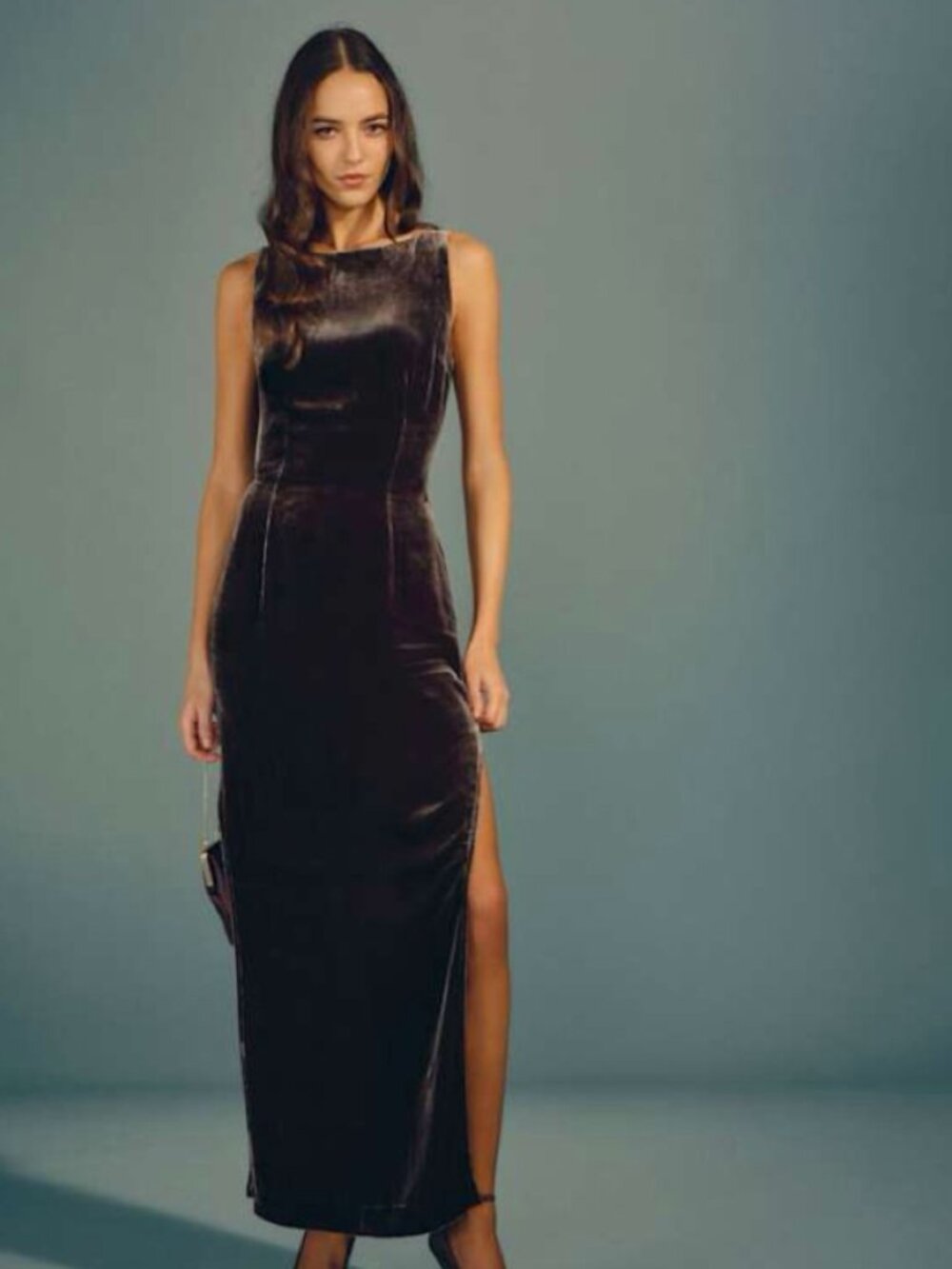 Reformation Romy Velvet Dress in Black, size 10 🖤